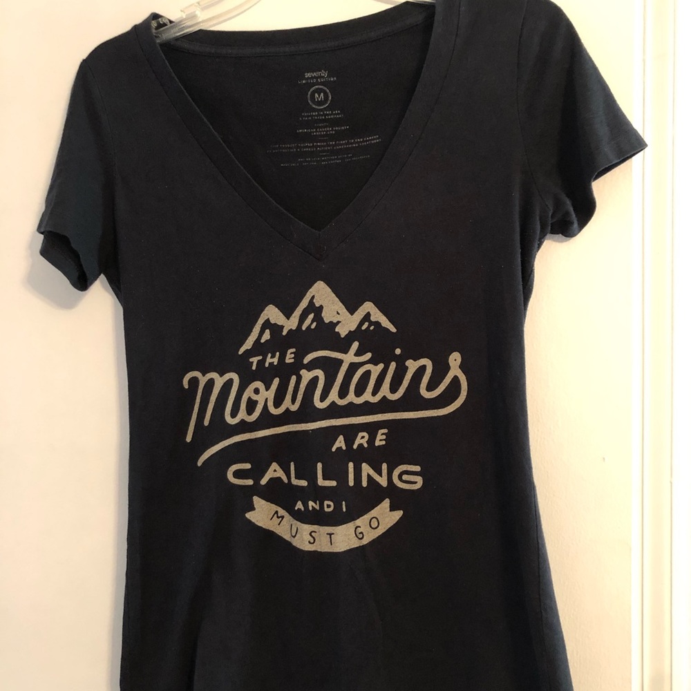 V neck tee